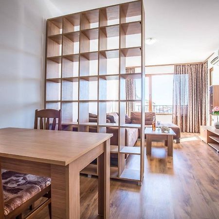 Апартамент За Гости Villa Ravda Luaran gambar